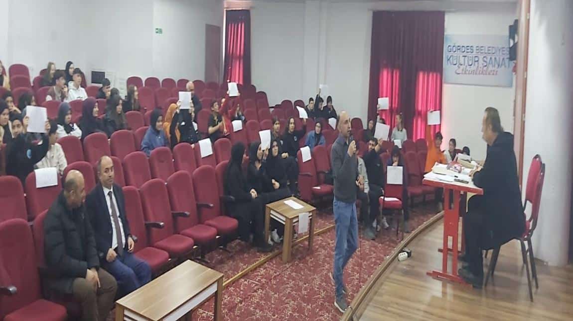12 Mart İstiklal Marşının Kabulü ve Mehmet Akif Ersoy'u Anma Etkinlikleri Kapsamında Bilgi Yarışması Düzenlendi